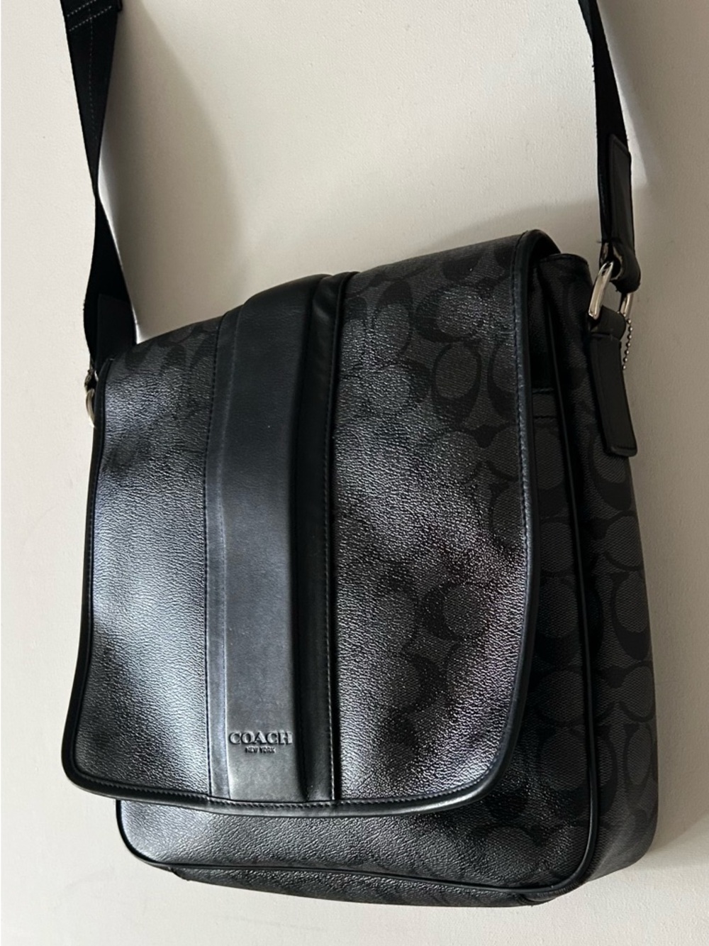 Coach Black Messenger Crossbody Bag  Y2K Unisex Wide Strap Crossbody - Picture 6 of 14